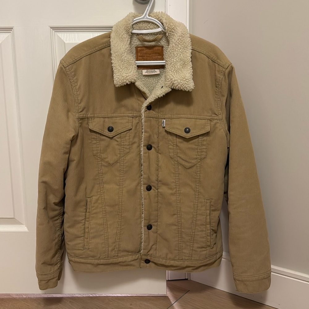 Levi’s corduroy & Sherpa jacket